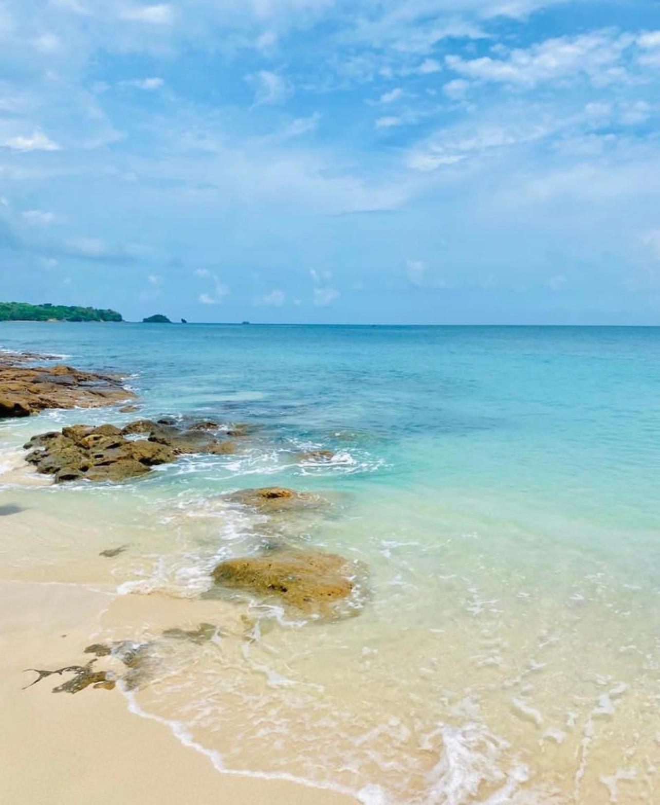 Sonny Island Resort Cabanas Frente Al Mar Punta Bajo Rico Екстериор снимка