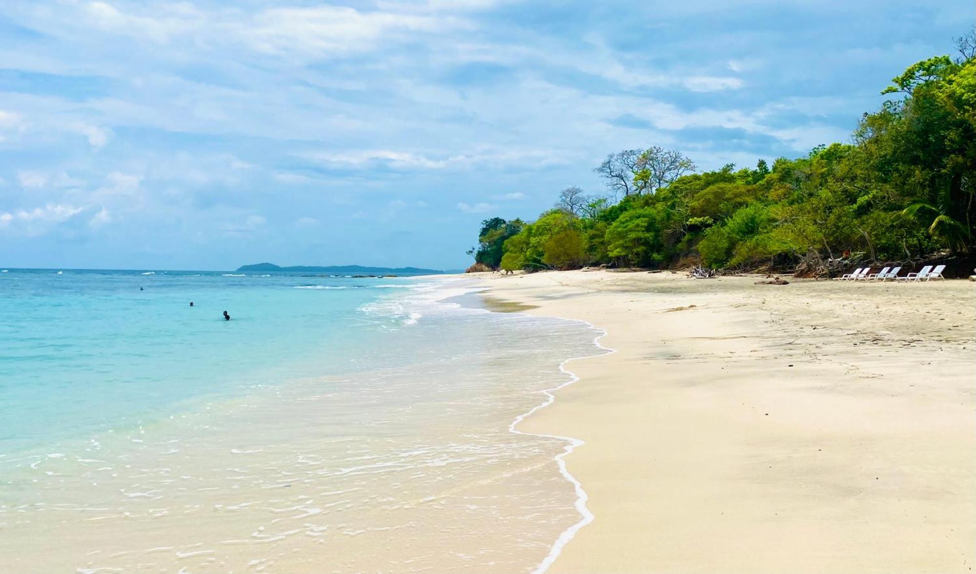 Sonny Island Resort Cabanas Frente Al Mar Punta Bajo Rico Екстериор снимка
