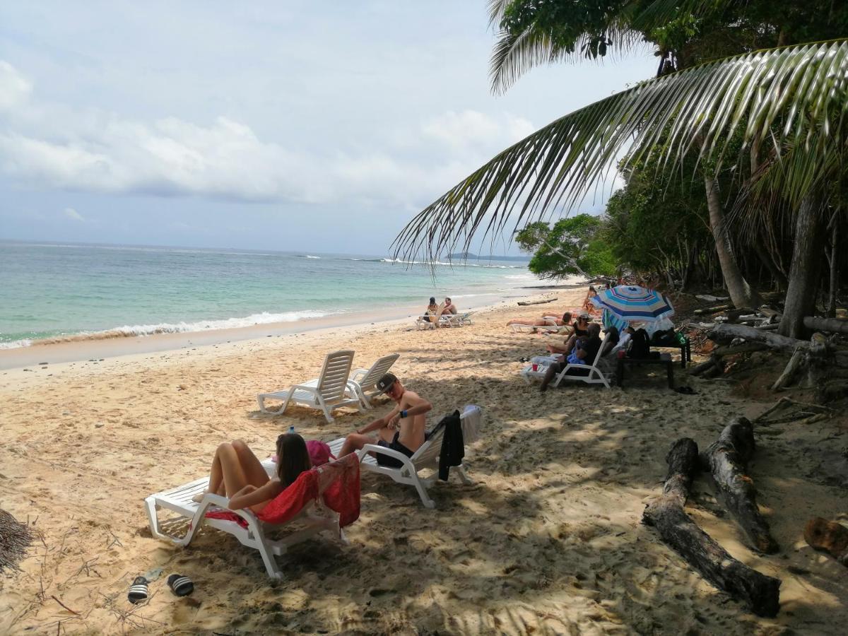 Sonny Island Resort Cabanas Frente Al Mar Punta Bajo Rico Екстериор снимка
