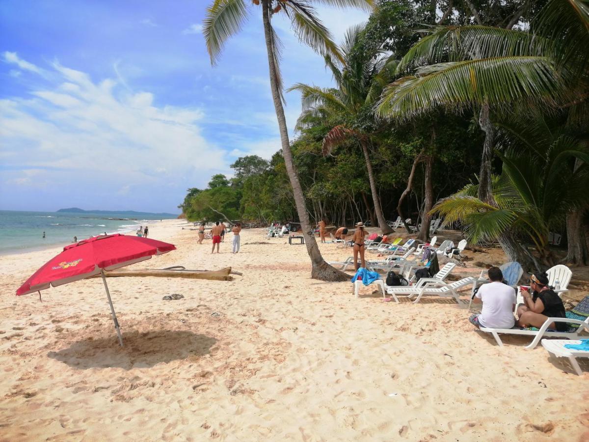Sonny Island Resort Cabanas Frente Al Mar Punta Bajo Rico Екстериор снимка