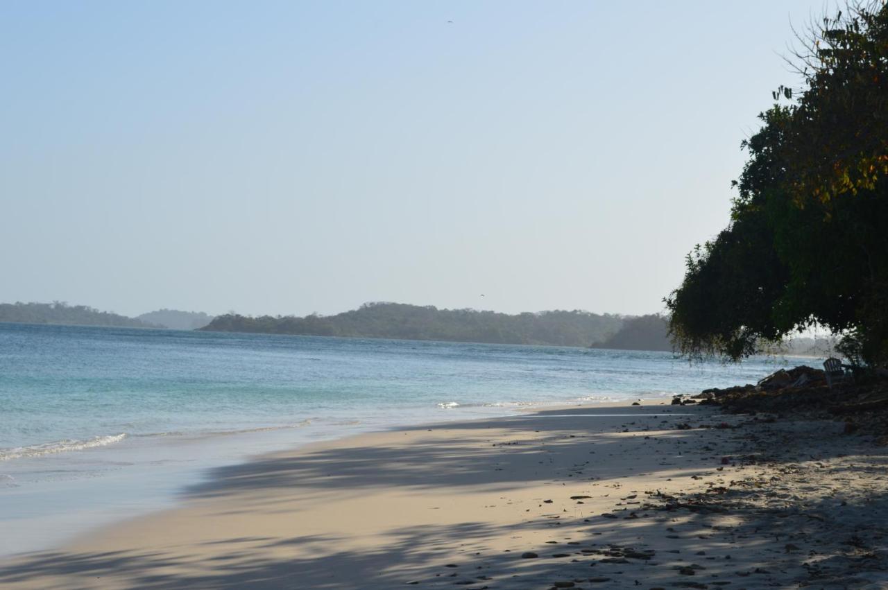 Sonny Island Resort Cabanas Frente Al Mar Punta Bajo Rico Екстериор снимка