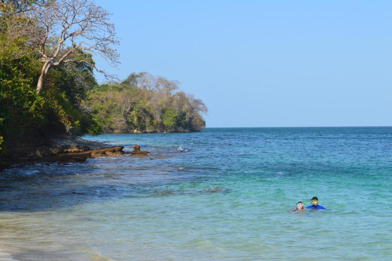 Sonny Island Resort Cabanas Frente Al Mar Punta Bajo Rico Екстериор снимка