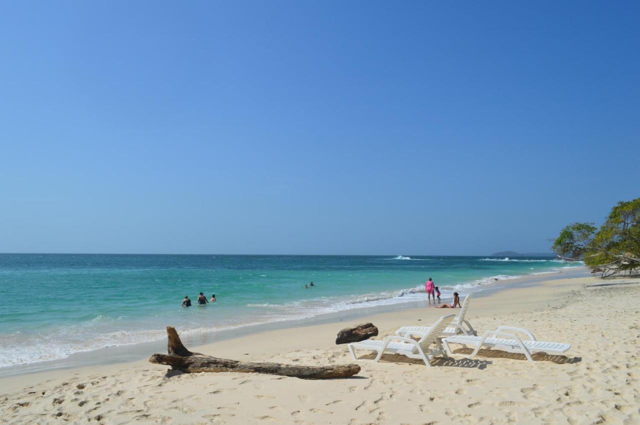 Sonny Island Resort Cabanas Frente Al Mar Punta Bajo Rico Екстериор снимка